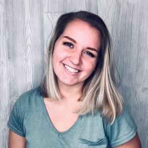 Meet your Posher, Danielle